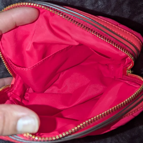 Tory Burch Red Quilted cosmetic Bag - Picture 5 of 5